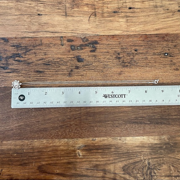 SOLD💗Tiffany & Co.💗 Necklace DaisyNecklace - Picture 7 of 7